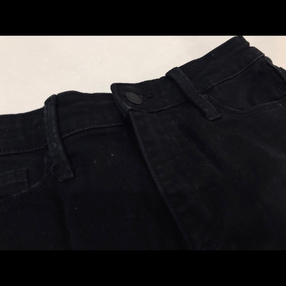 High Rise Midi Shorts - Picture 3 of 3